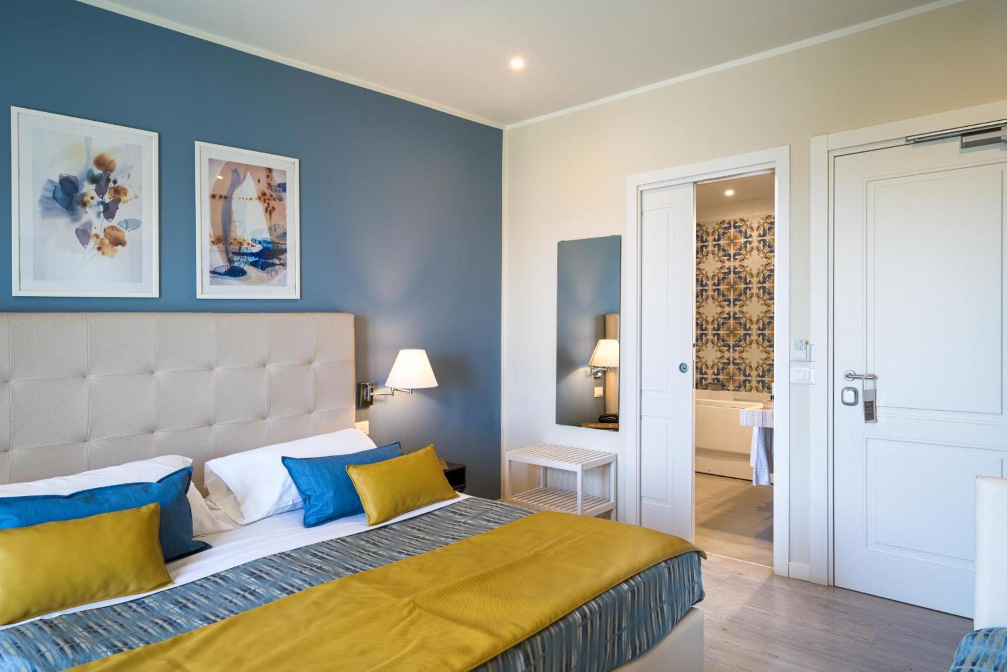 Rivage Hotel 4*
